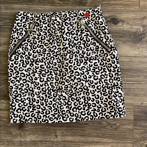 Moschino mini skirt - Picture 7 of 7